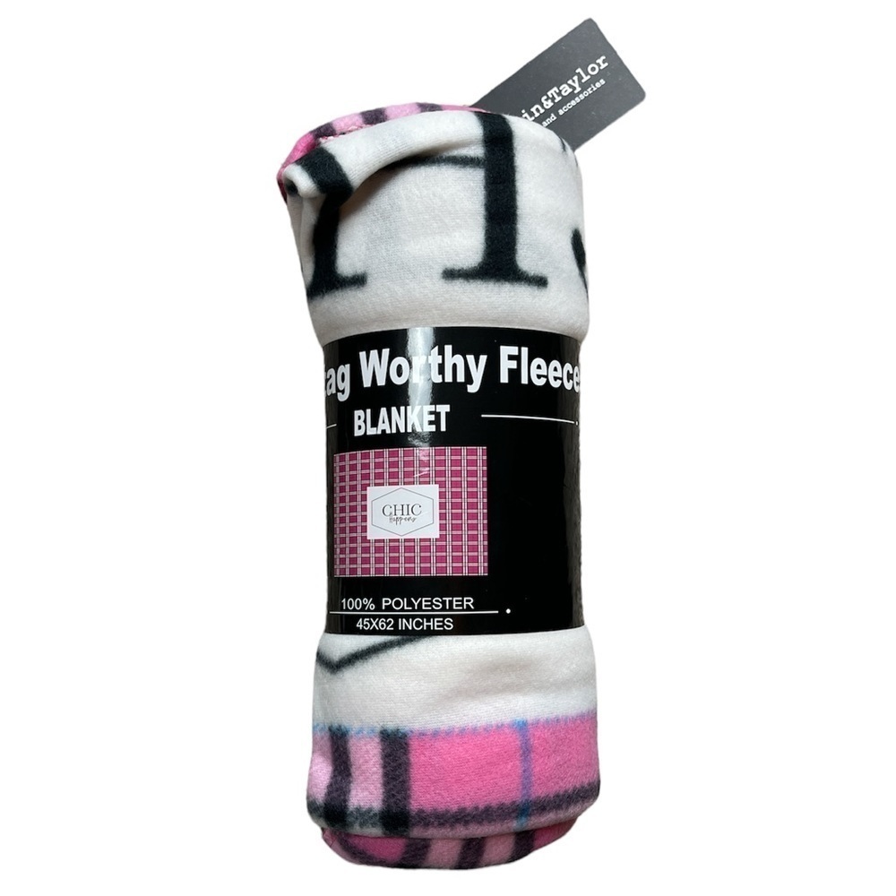 JUSTIN & TAYLOR “CHIC HAPPENS” FLEECE THROW - NWT!